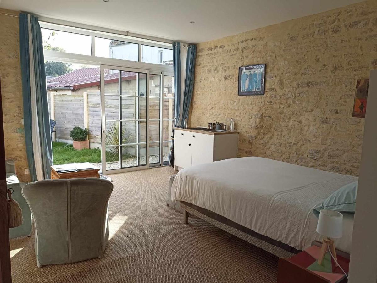 Studio Vargas Avec Jardin - Omaha Beach โคลวิลล์-ซัวร์-แมร์ ภายนอก รูปภาพ