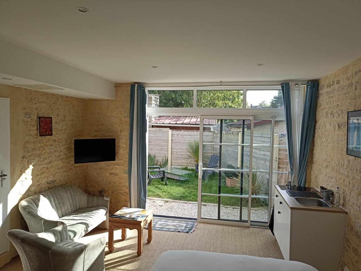 Studio Vargas Avec Jardin - Omaha Beach โคลวิลล์-ซัวร์-แมร์ ภายนอก รูปภาพ